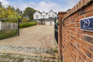 Photo 31- click for photo gallery